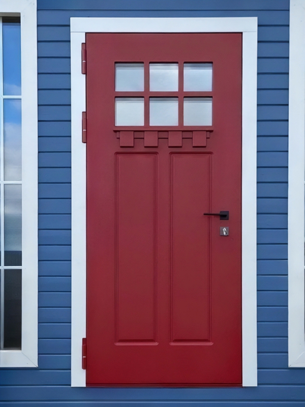 Красная остекленная дверь