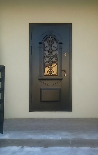 Стальная уличная дверь