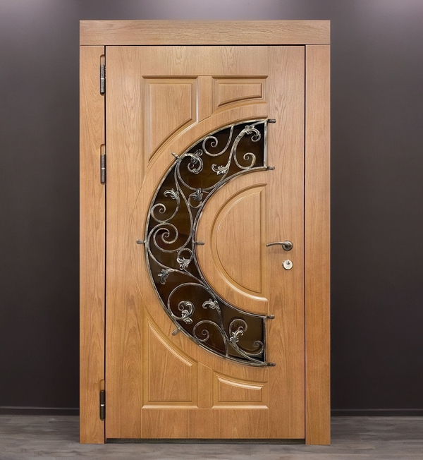 С фигурным стеклом