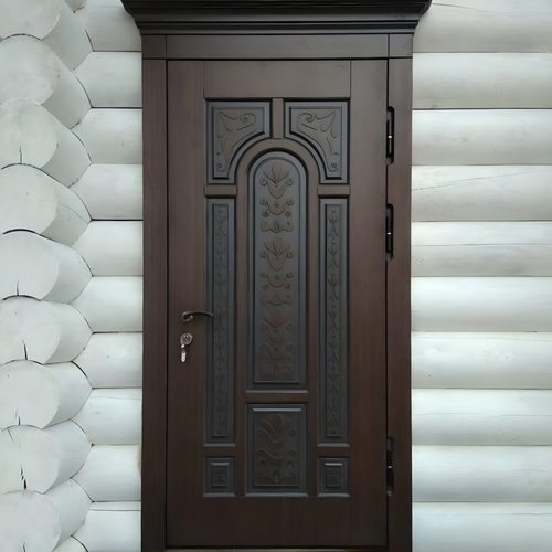 Дверь с карнизом