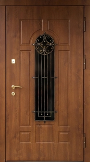 Стальная уличная термодверь с решеткой и остеклением (МДФ ПВХ с фрезеровкой)