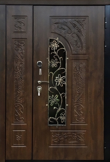 Стальная однопольная термодверь МДФ с глухой боковой вставкой, стеклом и ковкой